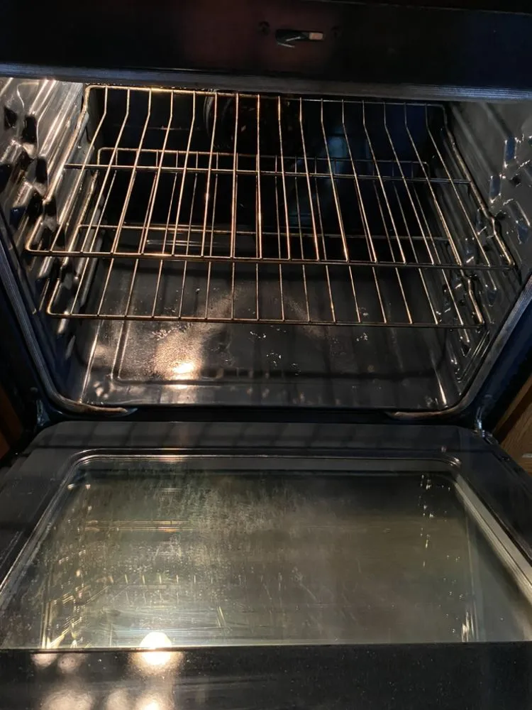 Reliable lawn care service experts serving Etowah, TN - M&M Cleaning Services