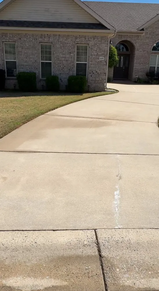 Custom lawn mowing service in Franconia, VA by M&M Cleaning Services