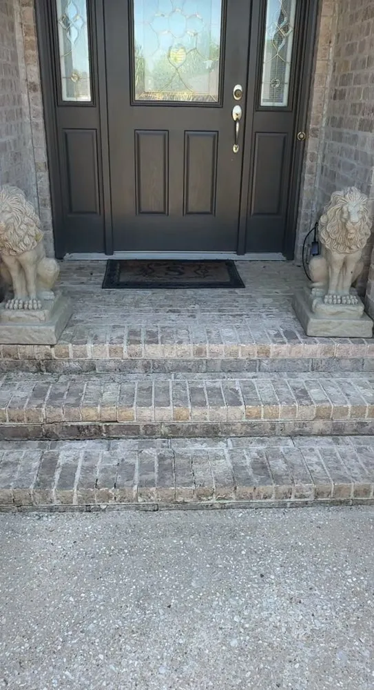 Affordable yard cleanup service in Franconia, VA by M&M Cleaning Services