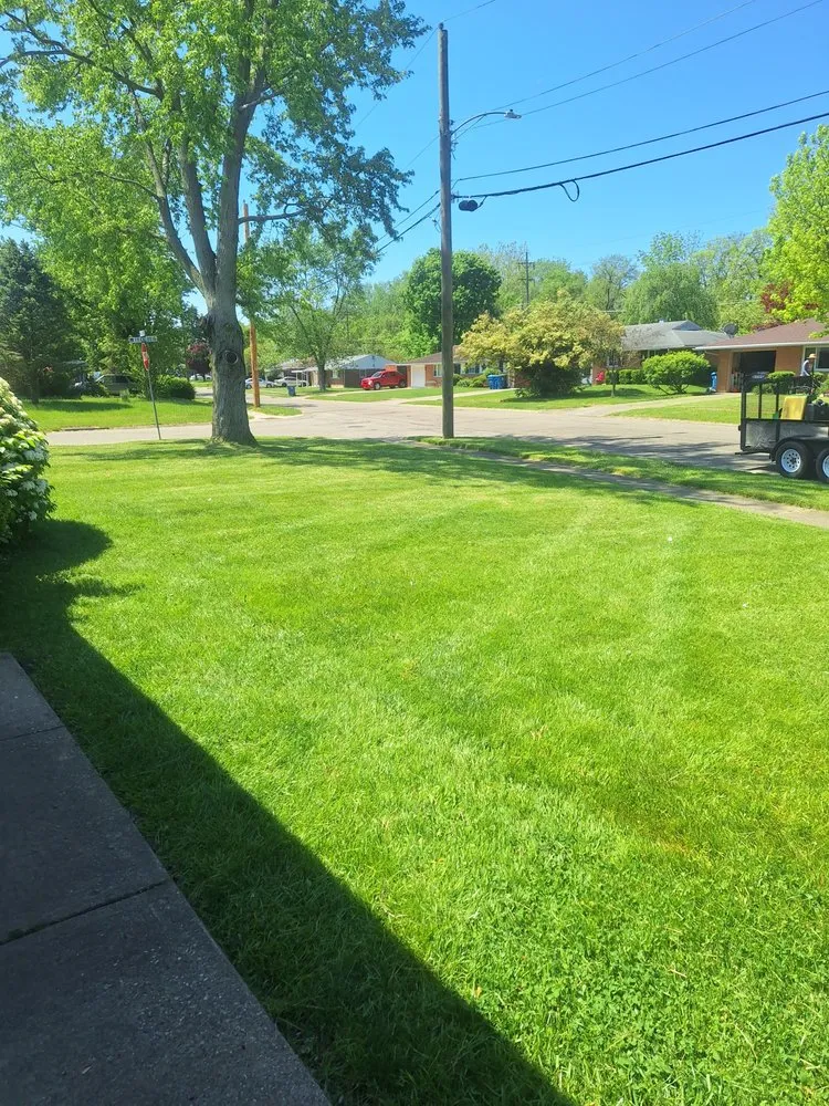 Top-rated outdoor landscaping in Dayton, OH by M&M Commercial Lawn and Landscaping