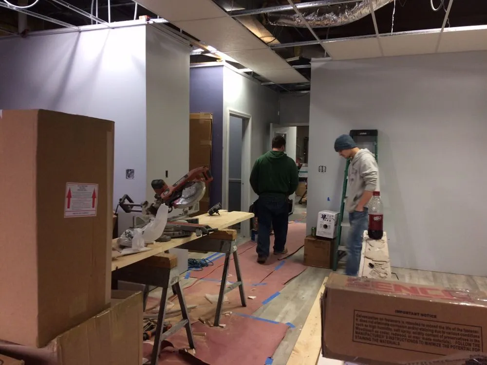 Custom lawn care service experts serving Orlando, FL - M&M Construction And Landscape Specialist