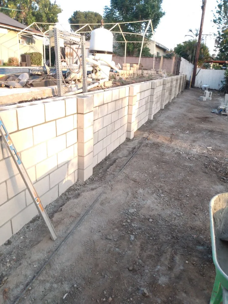 Professional garden landscaping experts serving Azusa, CA - MM Construction