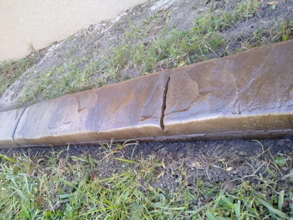 Professional outdoor landscaping in Port Orange, FL - M&M Curbing and Landscaping