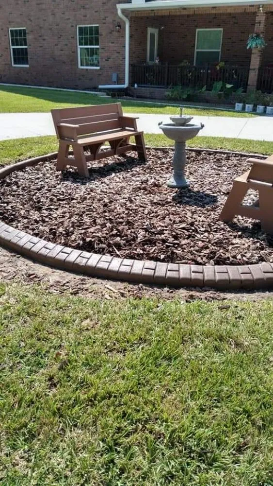 Professional yard maintenance in Port Orange, FL - M&M Curbing and Landscaping