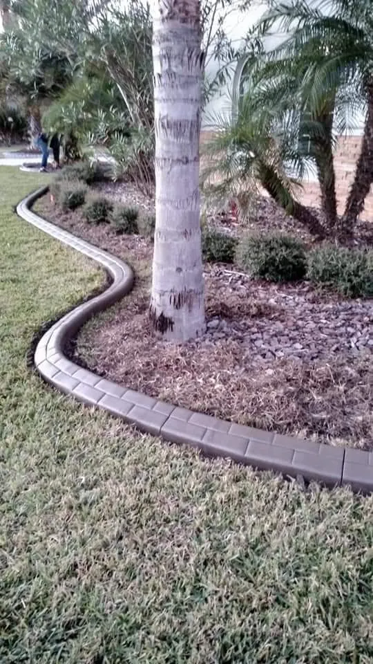 Affordable yard maintenance in Port Orange, FL - M&M Curbing and Landscaping