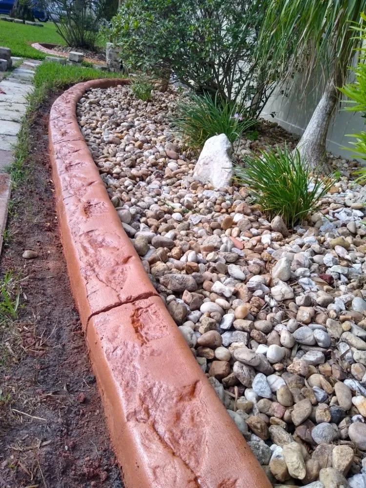Affordable residential landscaping in Port Orange, FL - M&M Curbing and Landscaping