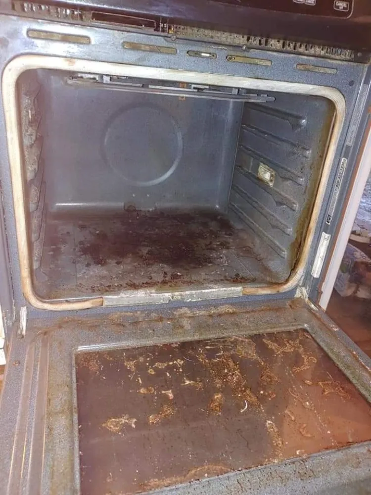 Trusted lawn mowing service near you in Noble, OK by M&M Handyman and Lawn Service