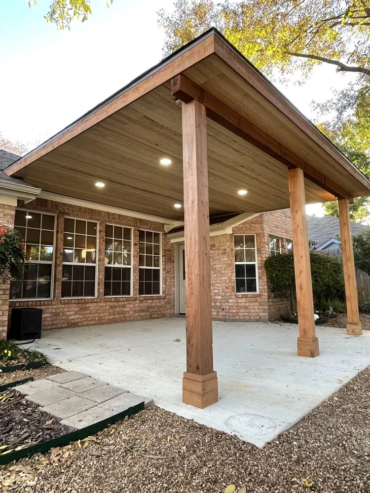 Custom residential landscaping experts serving Grand Prairie, TX - M&M Landscape & Outdoors