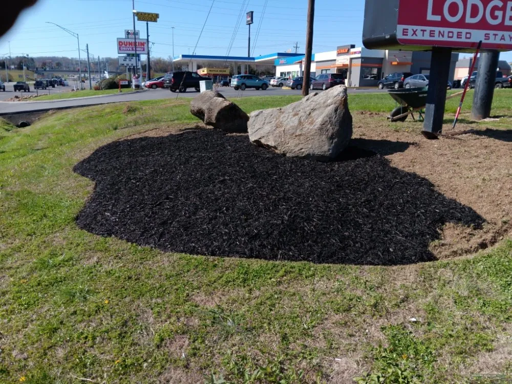 Top-rated landscaping services with custom design across Athens, TN - M&M Landscape