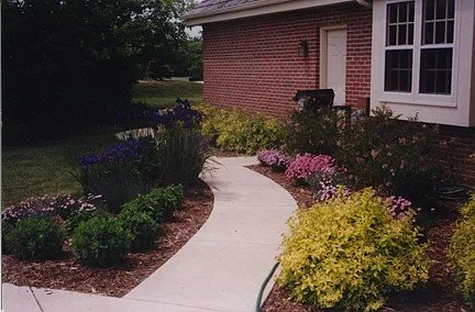Top-rated landscape design in Menomonee Falls, WI - M&M Landscaping