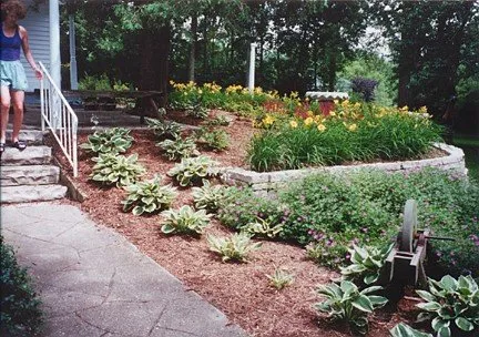 Expert garden landscaping in Menomonee Falls, WI - M&M Landscaping