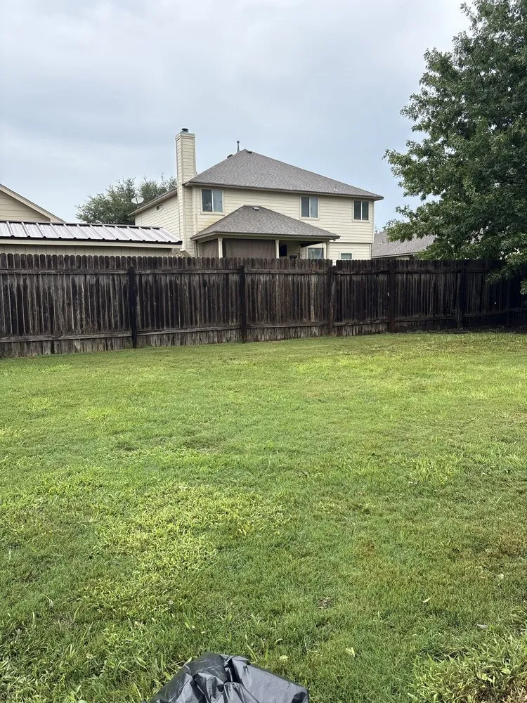 Reliable yard maintenance for beautiful yards across Taylor, TX - M&M Landscaping Services