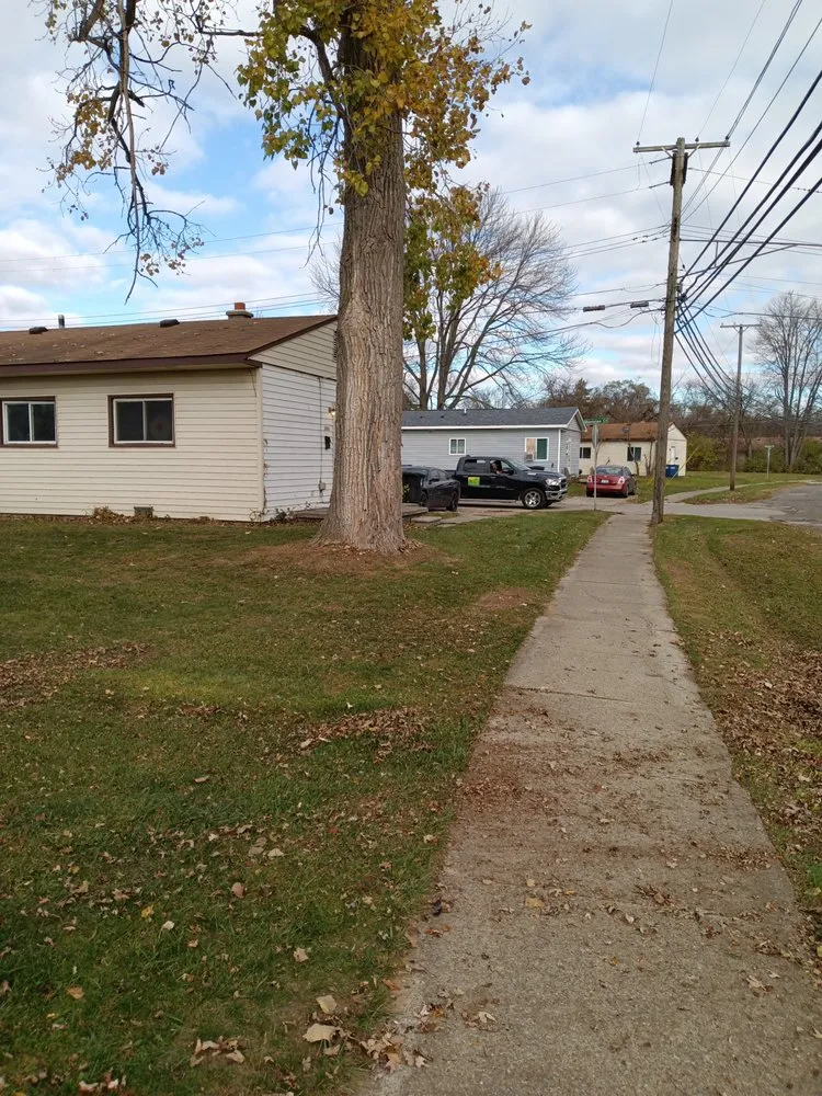 Expert yard maintenance with custom design across Newport, MI - M&M Lawn Care and Snow Removal