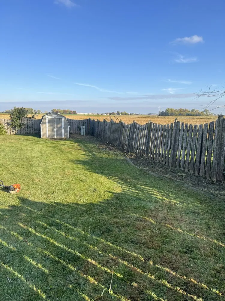 Custom garden landscaping experts serving Freedom, WI - M&M Lawn Care Services