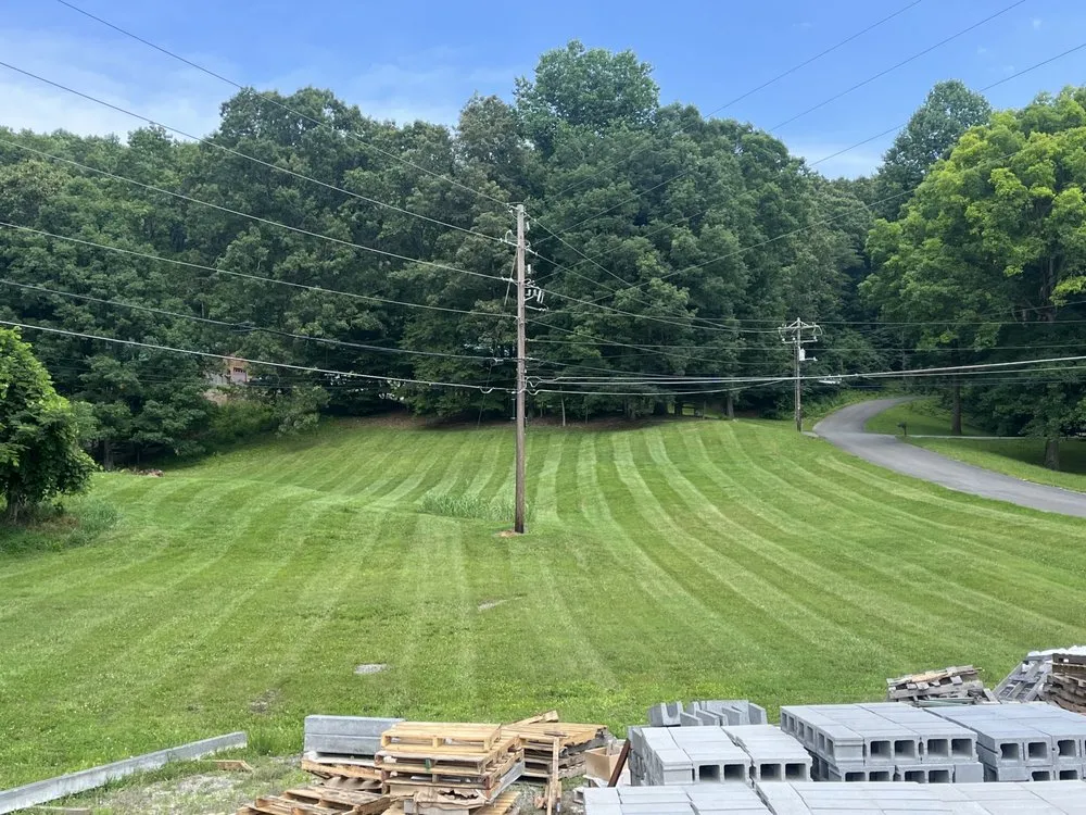 Local lawn care service in Rogersville, TN - M&M Lawn Maintenance