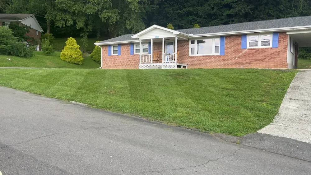 Trusted landscaping services in Rogersville, TN - M&M Lawn Maintenance