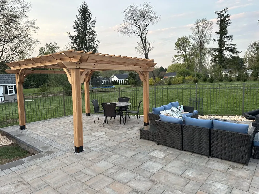 Custom yard maintenance experts serving Warminster, PA - MM Lawn Service and Landscaping