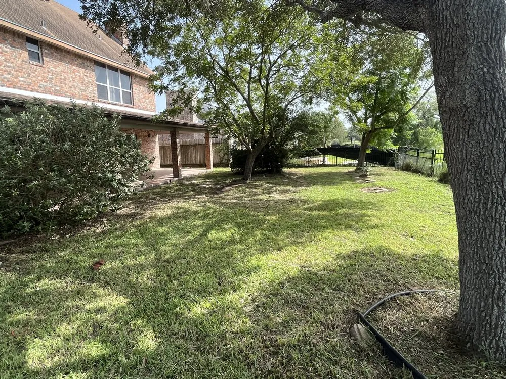 Reliable garden landscaping experts serving Corpus Christi, TX - M&M Lawn Services