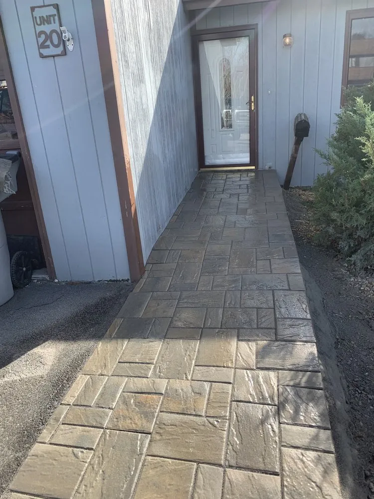 Reliable garden landscaping in Bristol, TN by M&m Lawncare