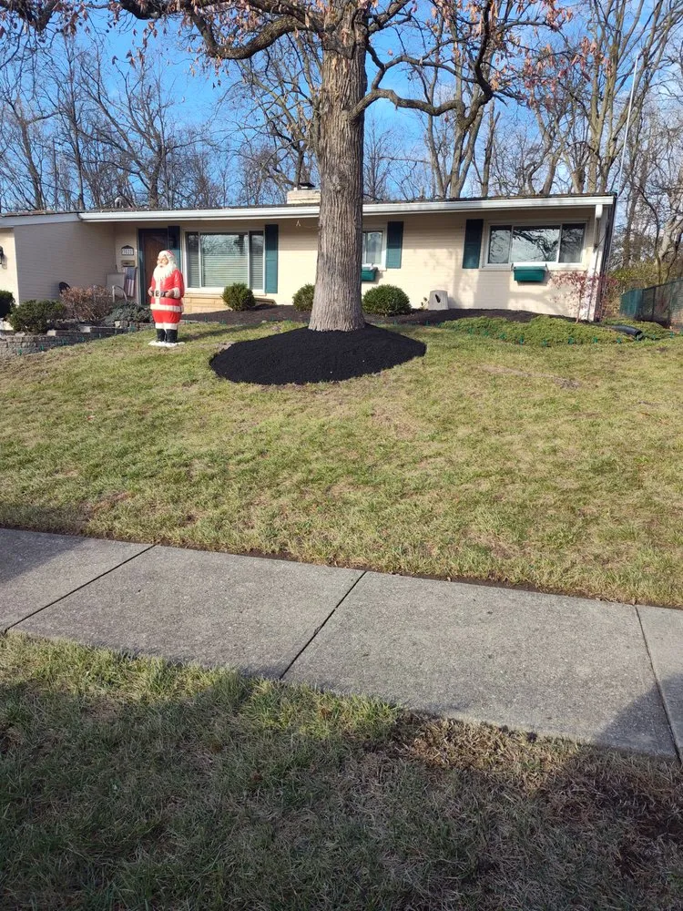 Affordable lawn care service in Cincinnati, OH - MM Lawncare Landscaping