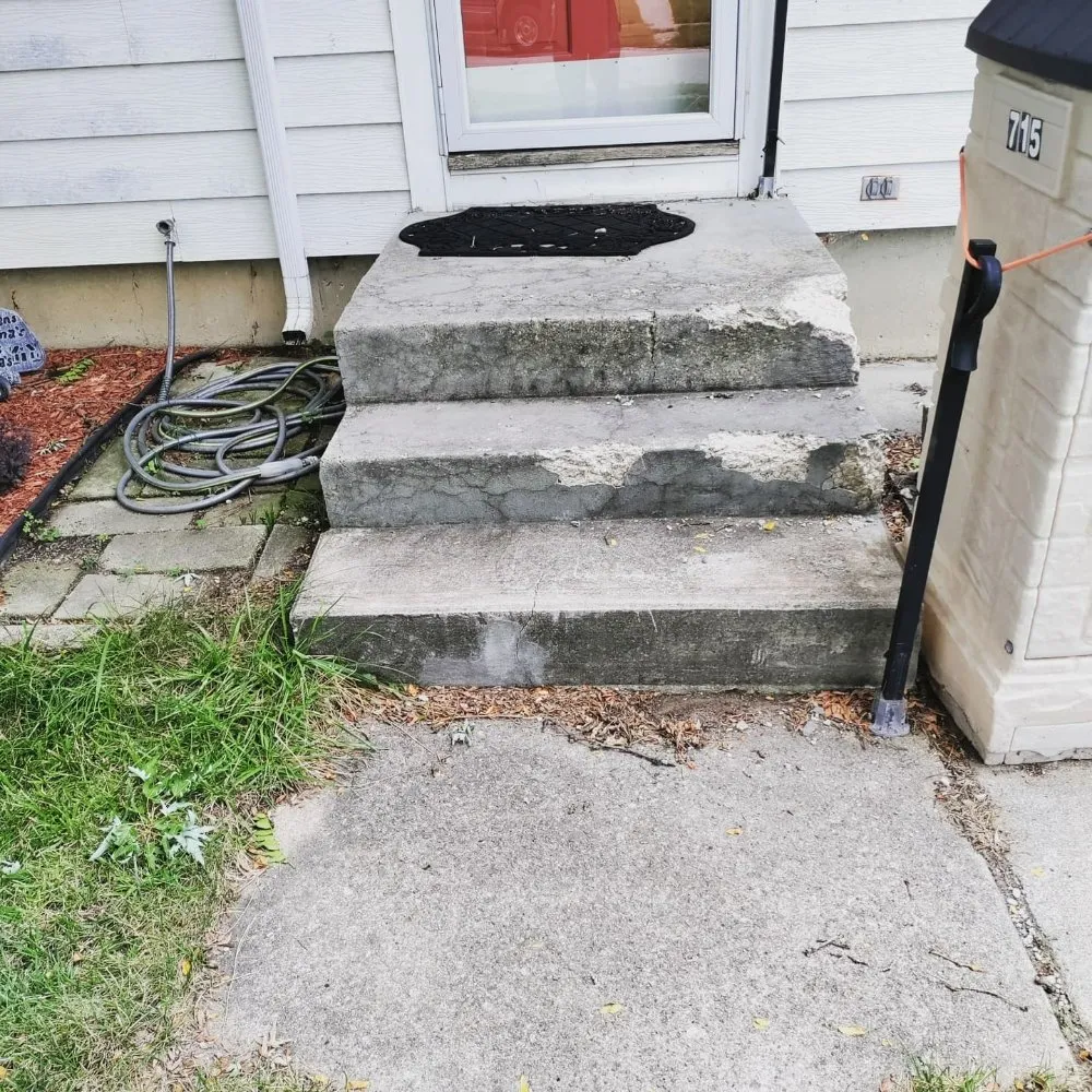 Affordable lawn care service with custom design across Grabill, IN - MM Outdoor Management