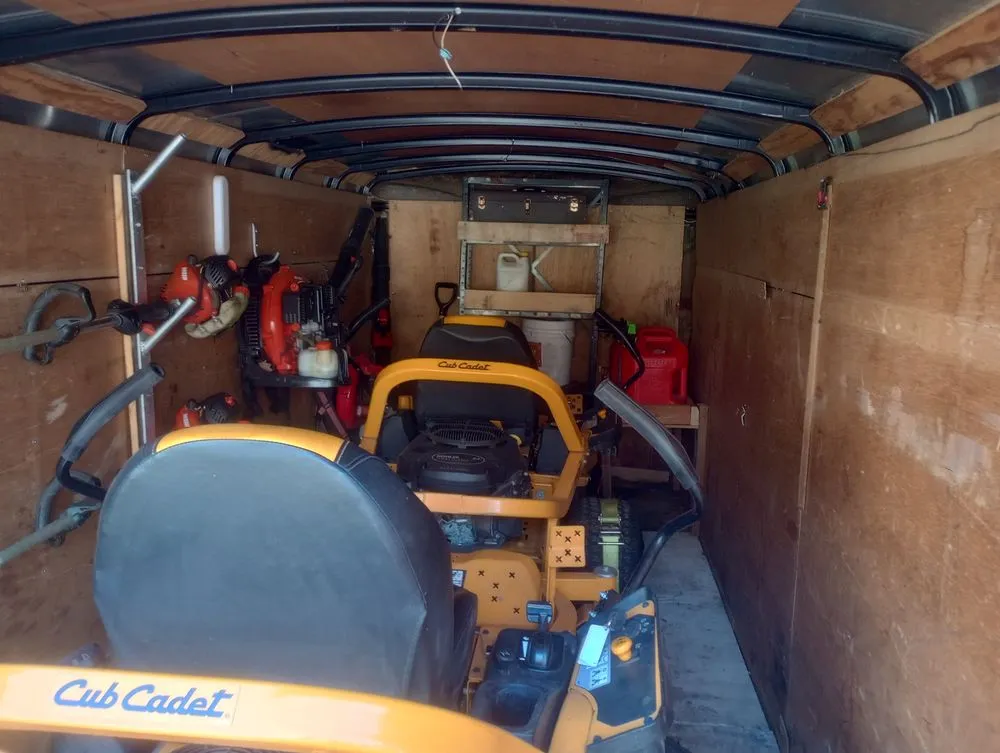 Affordable yard maintenance experts serving Andrews, IN - M&M Outdoor Services