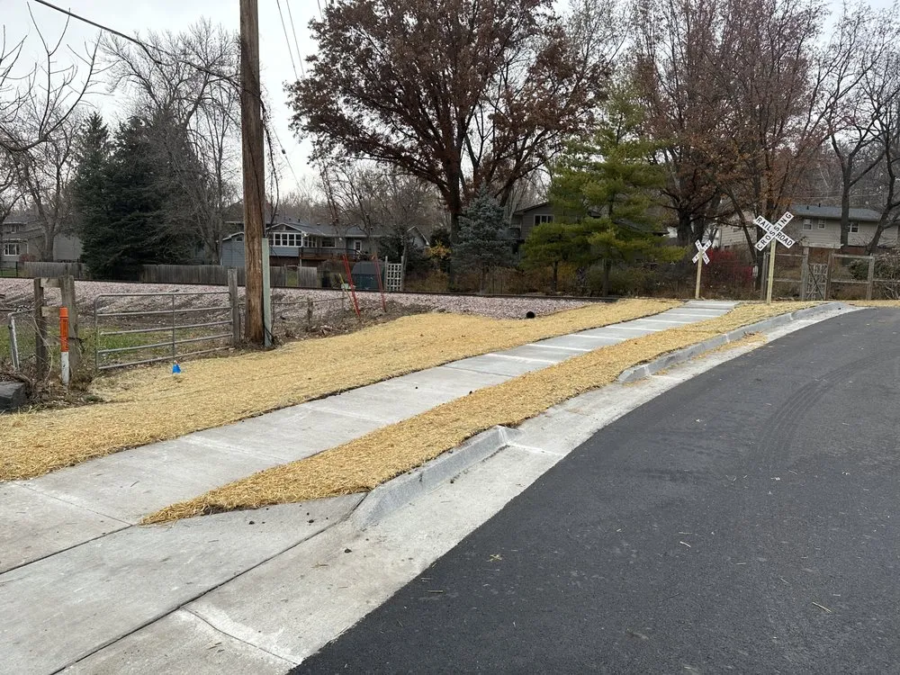 Reliable landscape installation in Des Moines, IA - M&m Outdoor Services
