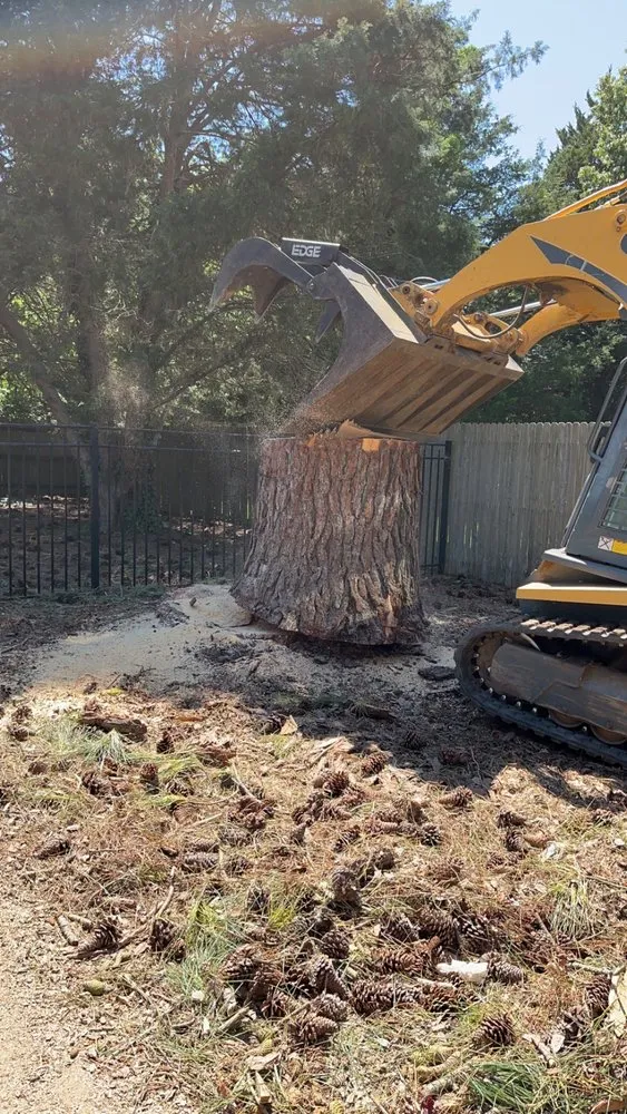 Custom residential landscaping in Rixeyville, VA - M&M Outdoor Services