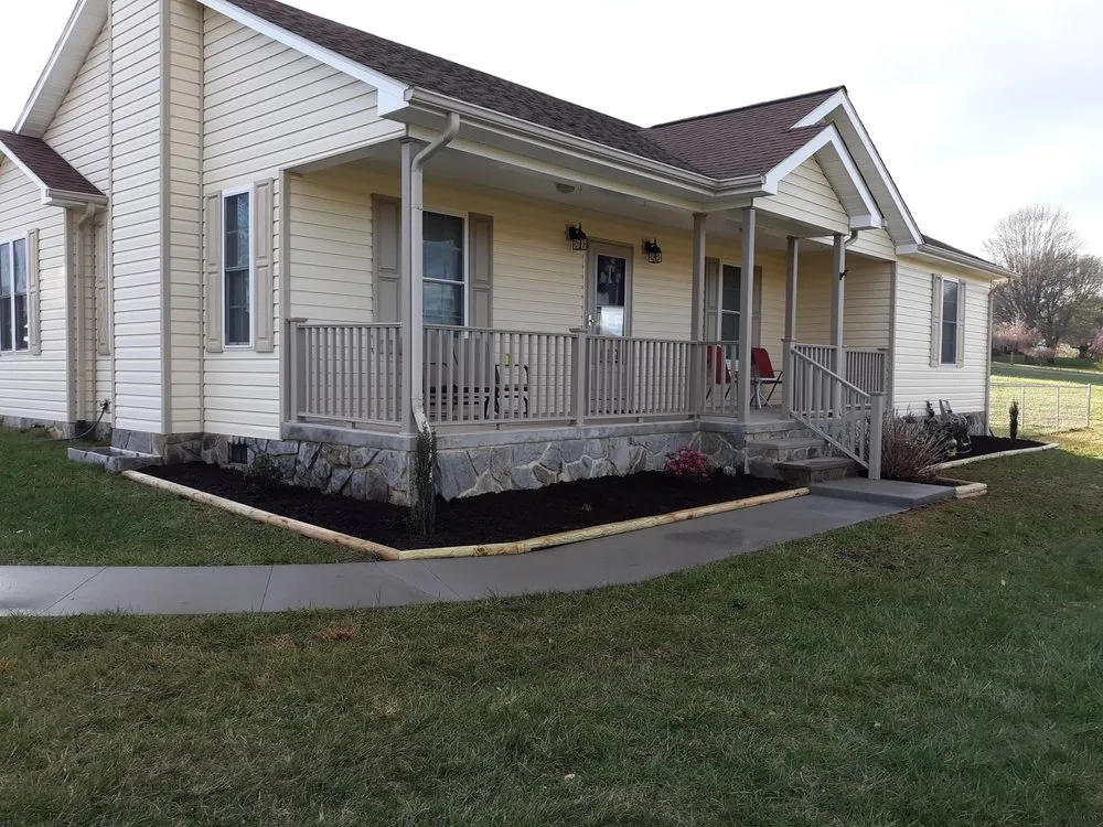 Reliable residential landscaping experts serving Martinsville, VA - M&M services of mhc