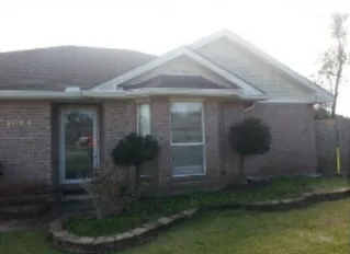 Professional lawn care service in New Orleans, LA - MMA Pro Services