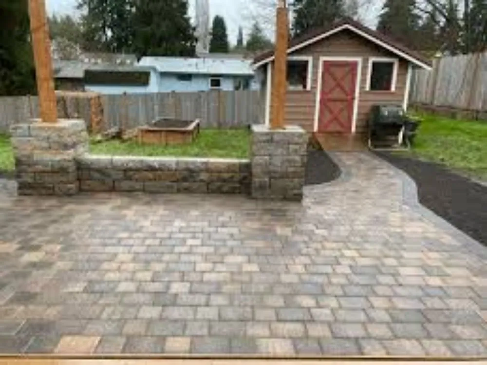 Local landscaping services in Newark, NJ by MMCC Paving