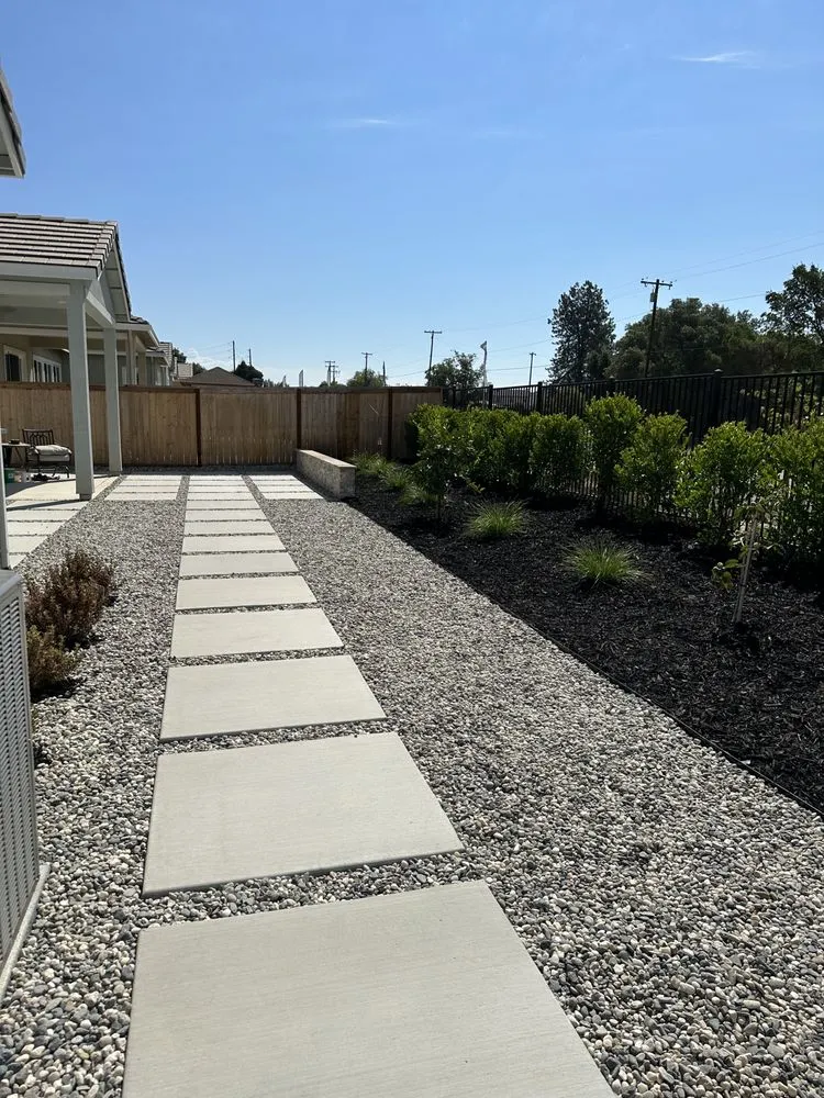 Reliable garden landscaping experts serving Antelope, CA - MMM Construction