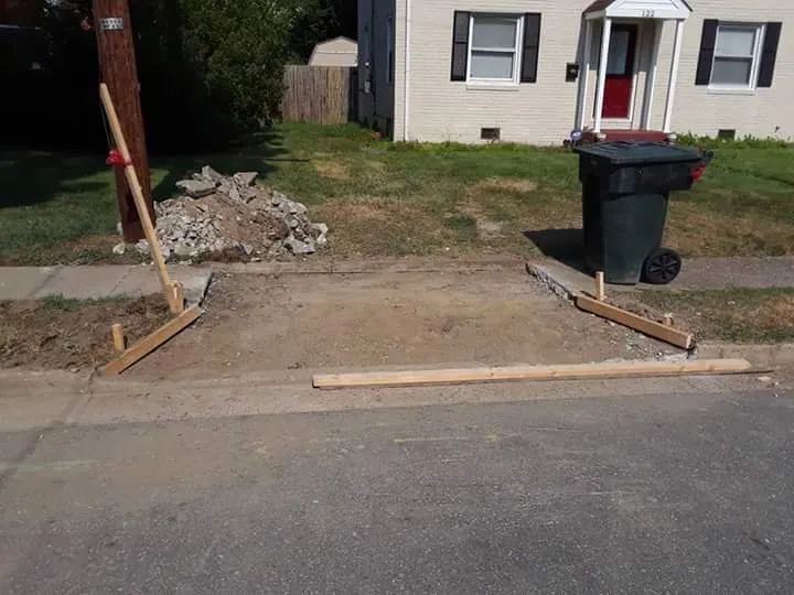 Top-rated lawn care service for beautiful yards in Portsmouth, VA by M&M's Concrete and Masonry