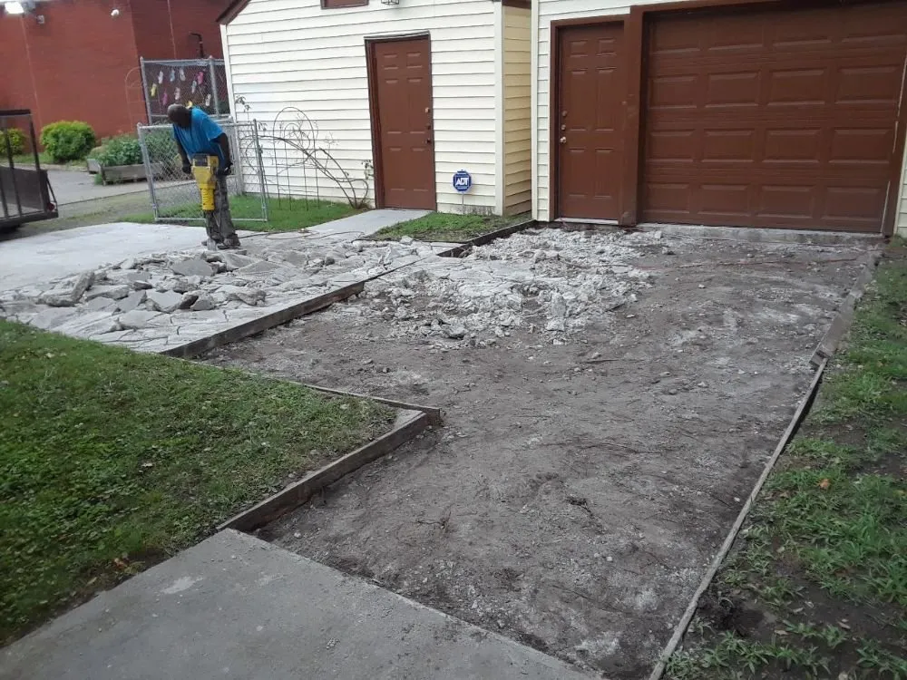 Top-rated landscaping services for outdoor upgrades in Portsmouth, VA by M&M's Concrete and Masonry