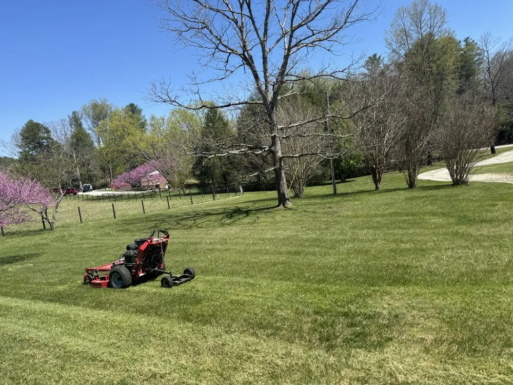 Affordable lawn mowing service experts serving Hendersonville, NC - M&M’s Mowing Service’s