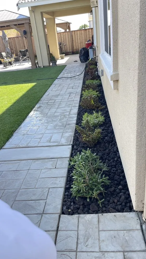 Custom lawn mowing service near you in Oakley, CA by MN. LANDSCAPE & CONSTRUCTION