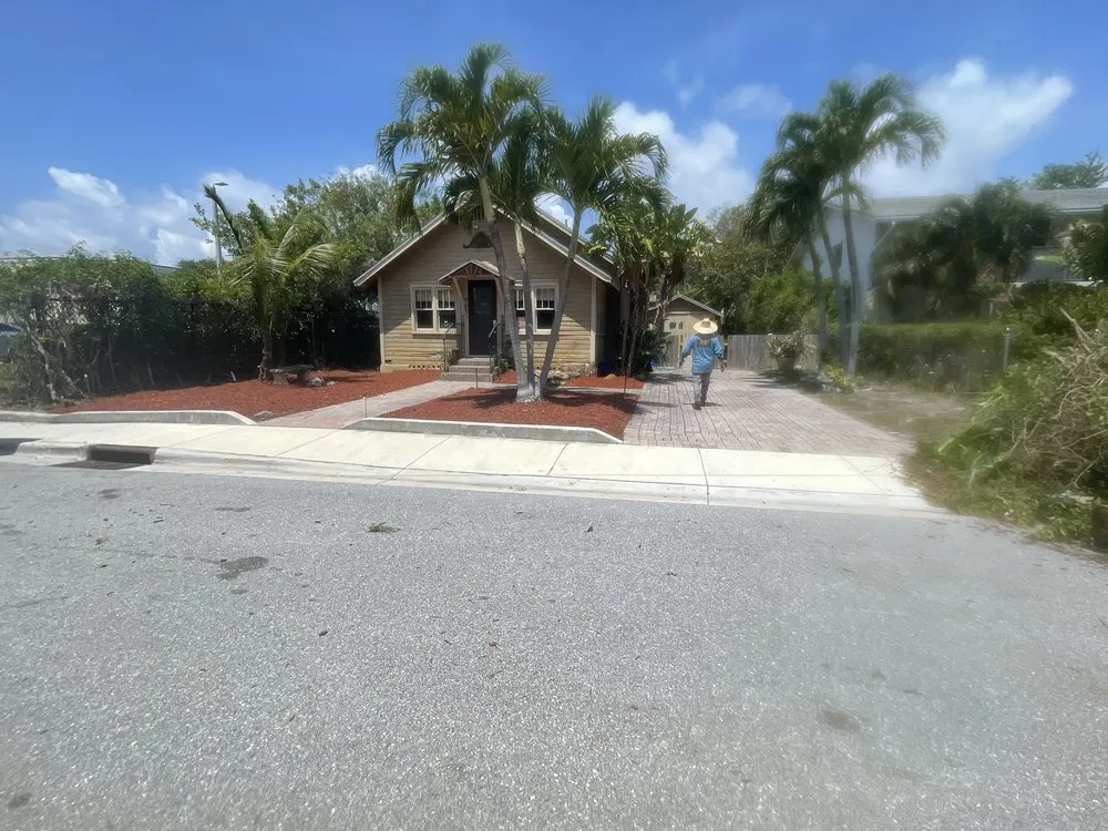 Expert lawn care service near you in Greenacres, FL by M&N Landscaping Services