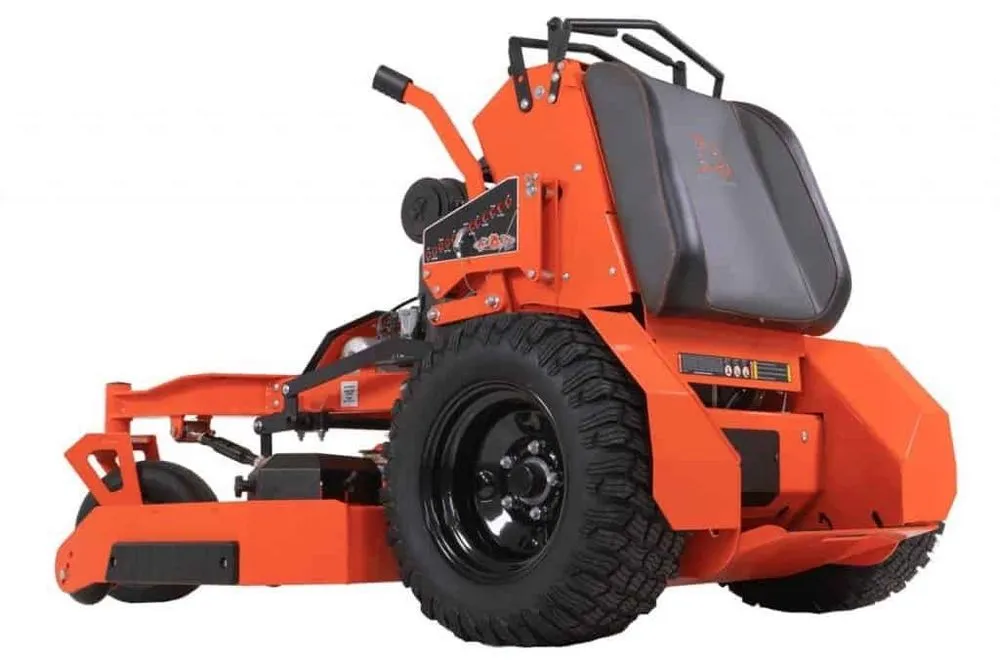 Local yard maintenance experts serving Kansas City, MO - Mo Kutz Lawn & Snow Removal