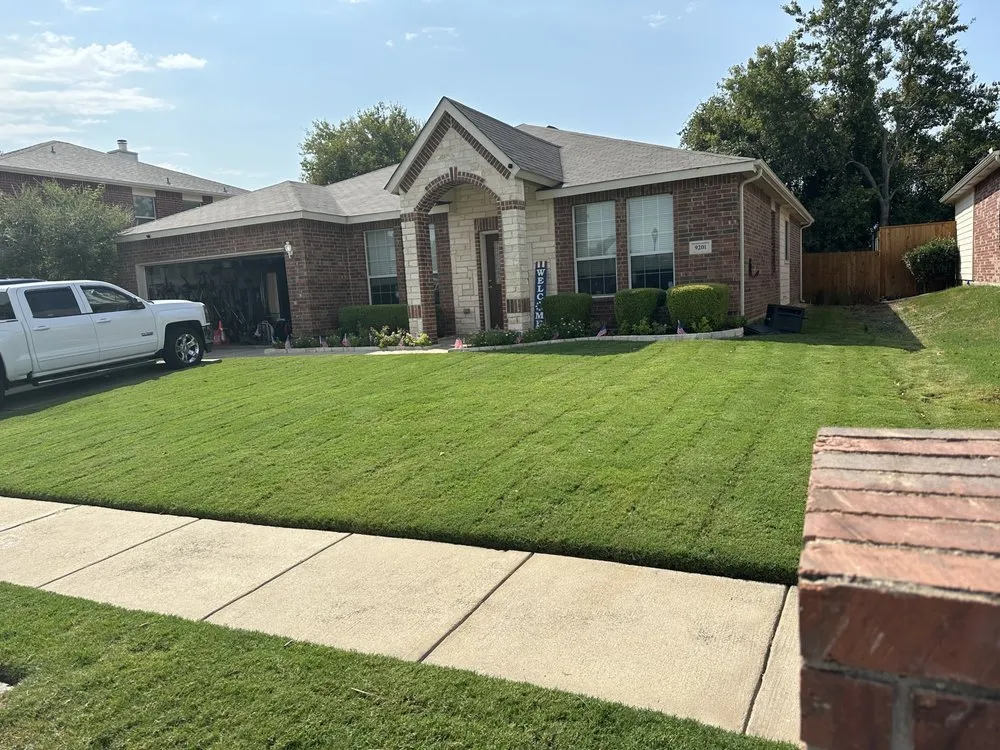 Top-rated landscape design in Oak Point, TX by Mo-N-Grow Lawn Care Service