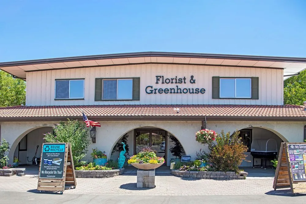 Professional yard maintenance for homes across Reno, NV - Moana Nursery