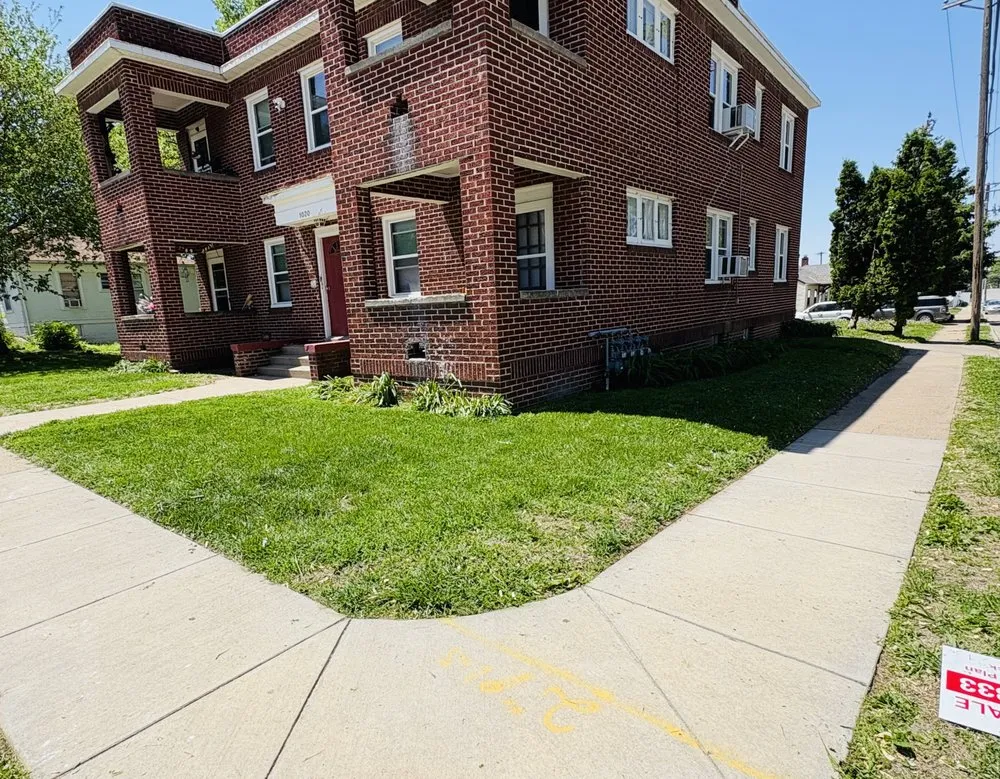 Trusted garden landscaping in Omaha, NE - Moars Lawn and Services