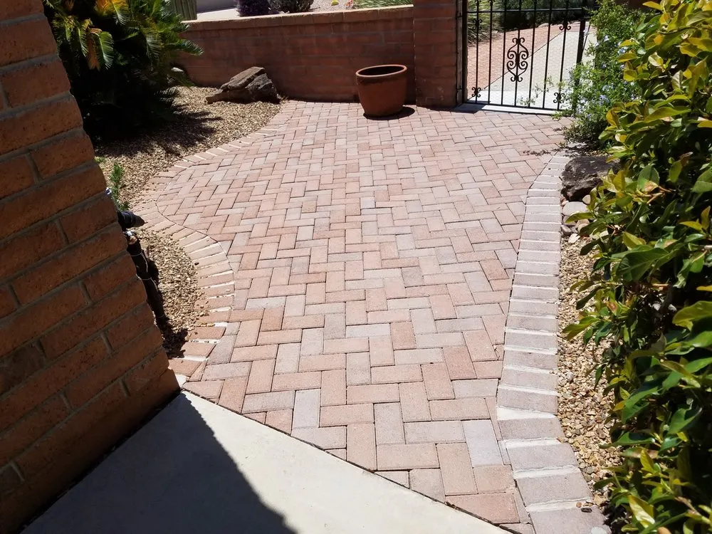 Top-rated outdoor landscaping for beautiful yards across Sahuarita, AZ - Mochomo's Landscape