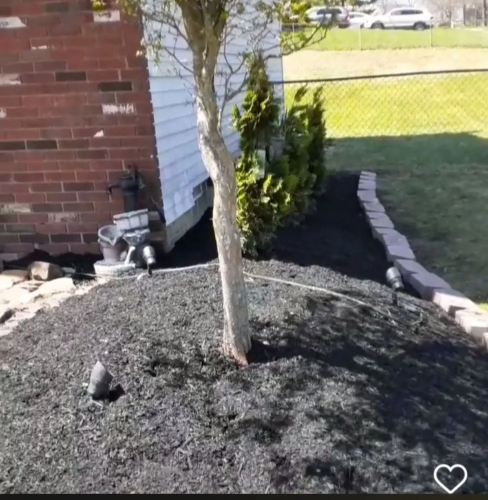 Custom lawn mowing service in Cleveland, OH by Mock Ohio Landscaping