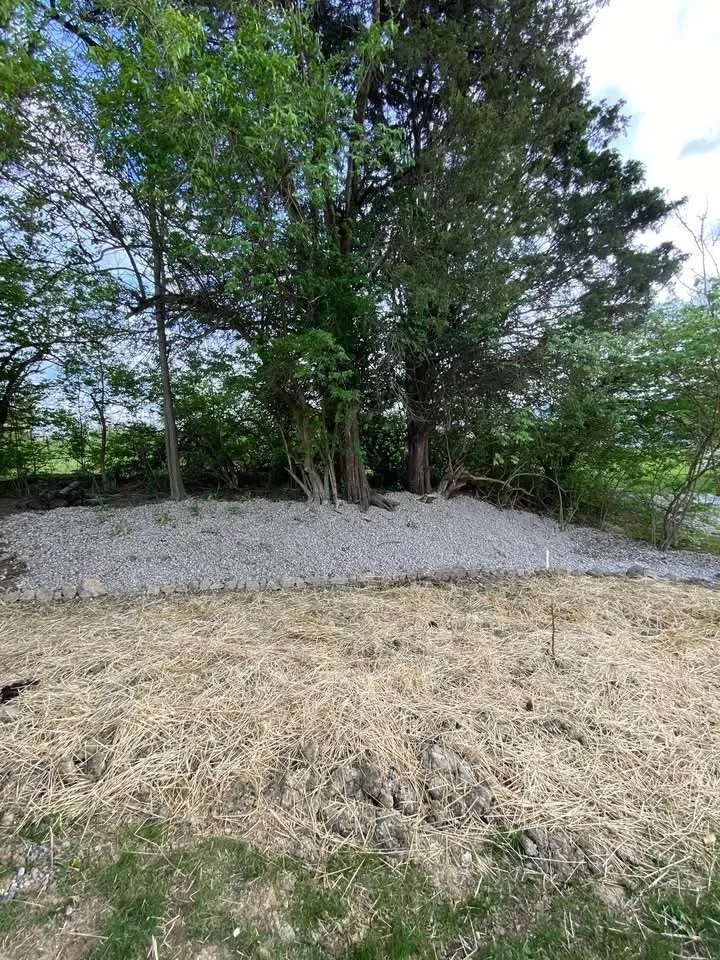 Trusted residential landscaping experts serving Morrow, OH - Mockabee’s Property Management