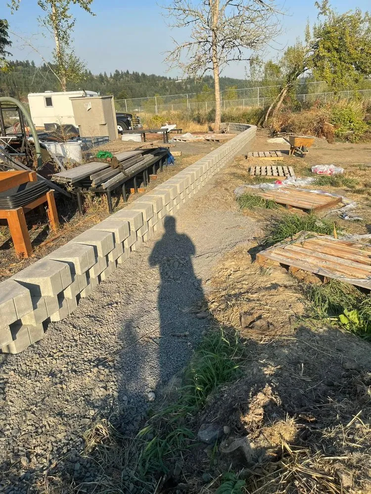 Professional yard maintenance for beautiful yards in Centralia, WA by Moctezuma Landscaping and Fencing