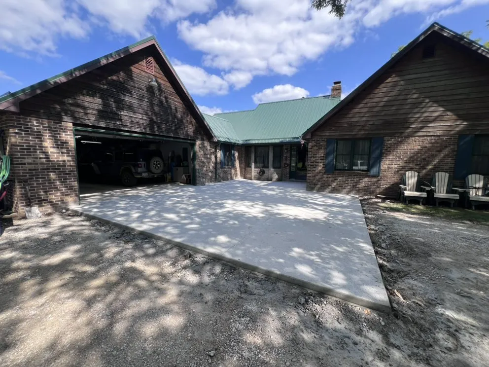 Affordable outdoor landscaping in Kansas City, MO by Modern Collar