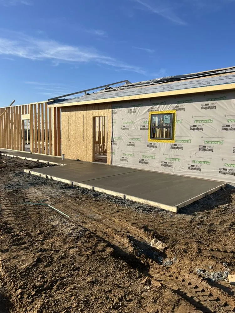 Local garden landscaping in Kansas City, MO by Modern Collar