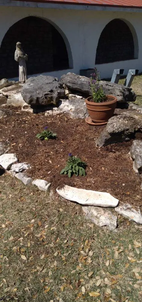 Custom landscape installation in San Antonio, TX by Modern Craft