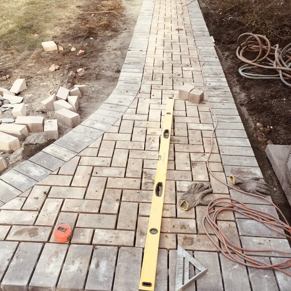 Professional garden landscaping for beautiful yards across Austin, TX - Modern Designs of Texas