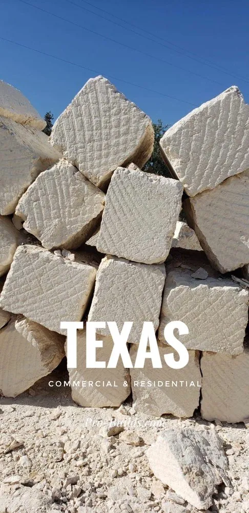 Trusted yard cleanup service for homes in Austin, TX by Modern Designs of Texas